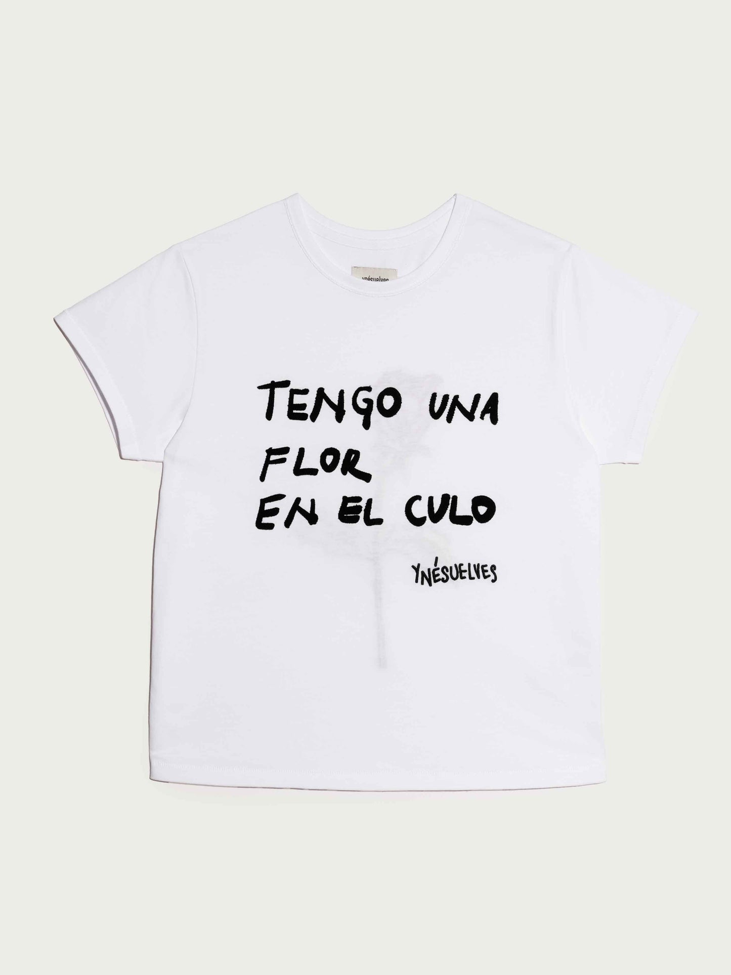 Camiseta tengo una flor en el culo
