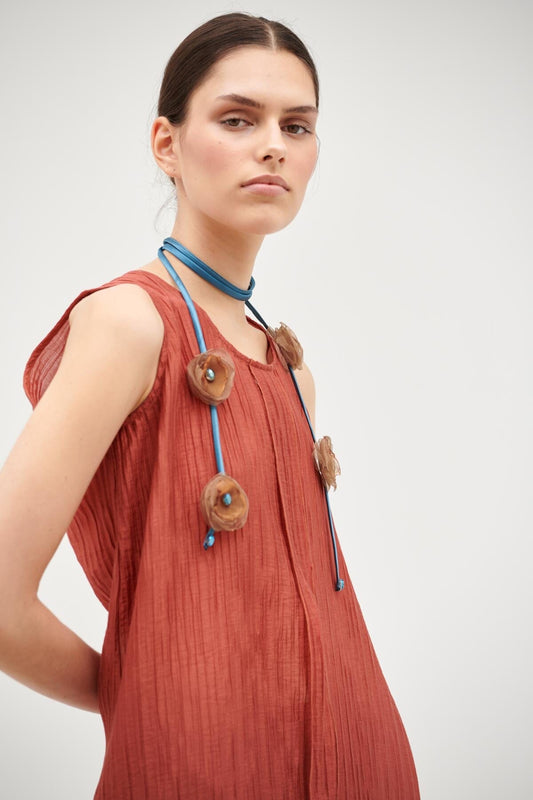 COLLAR ARTESANAL MARRÓN Y AZUL