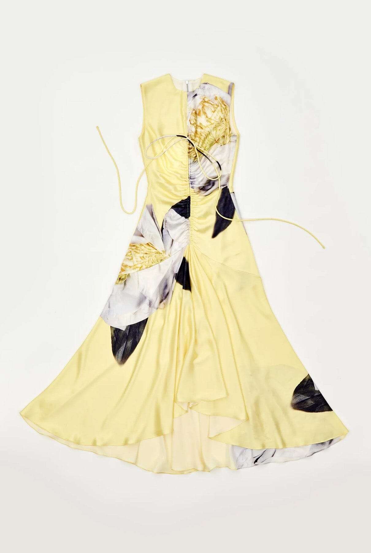 Drapped peonia silk yellow
