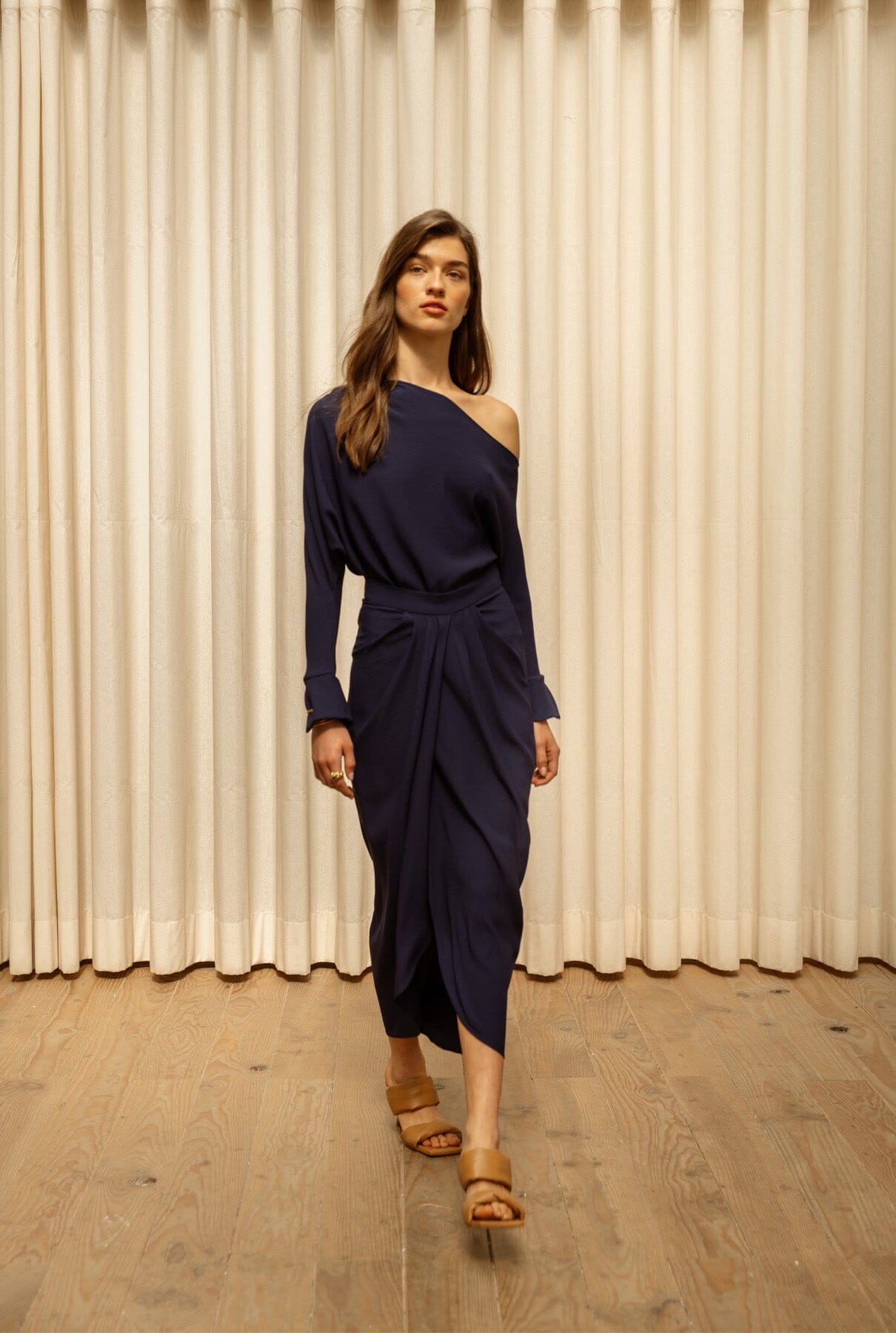 Falda Maroon Marino