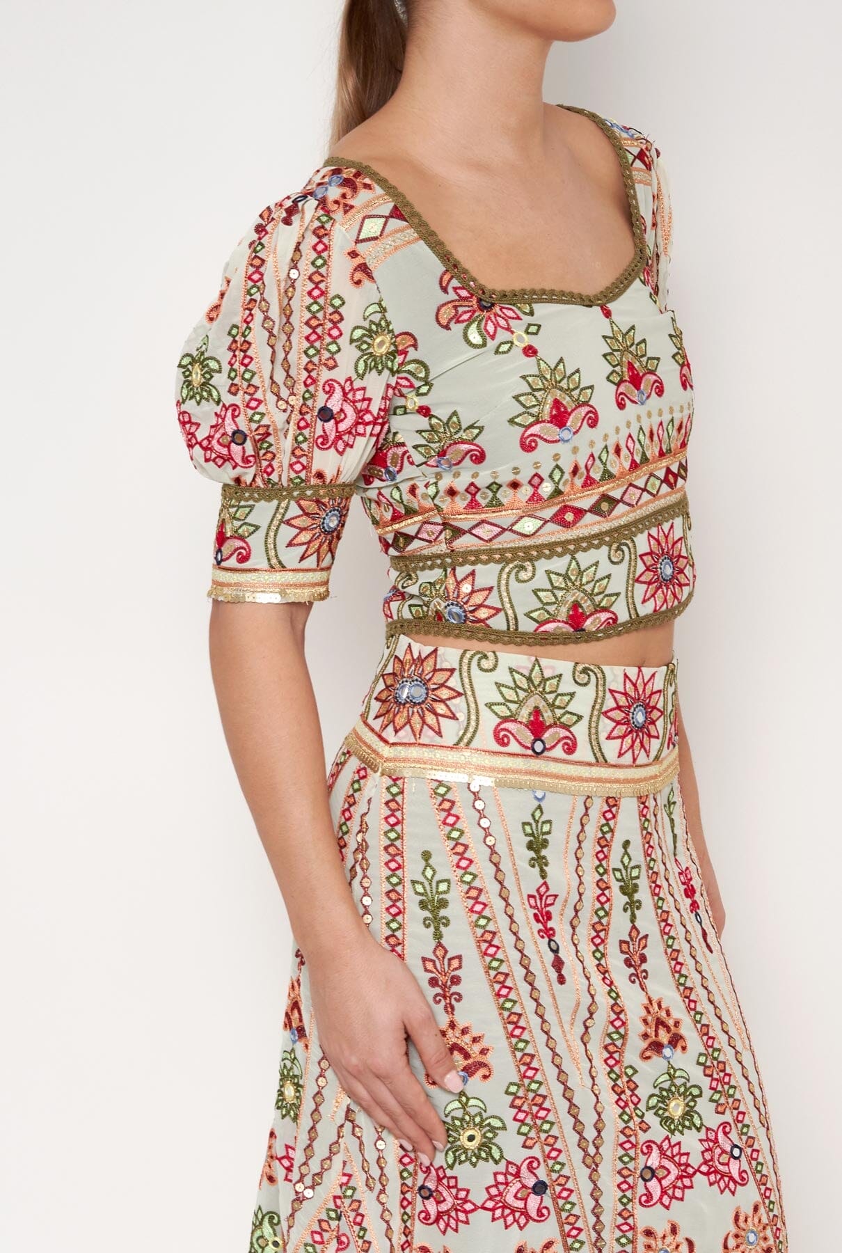 Kirvi Mirror Top