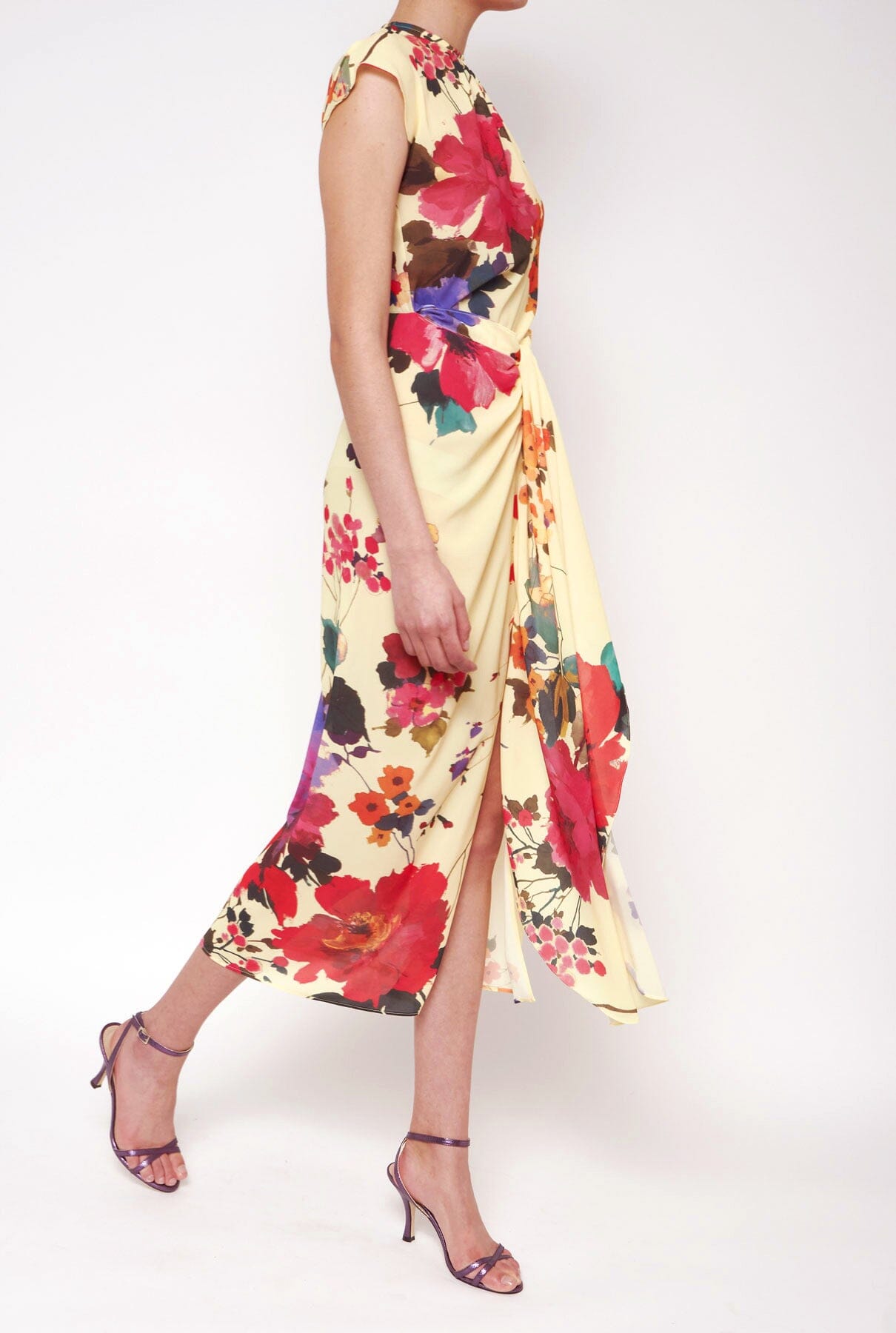 Vestido con falda nudo flores acuareladas amarillo