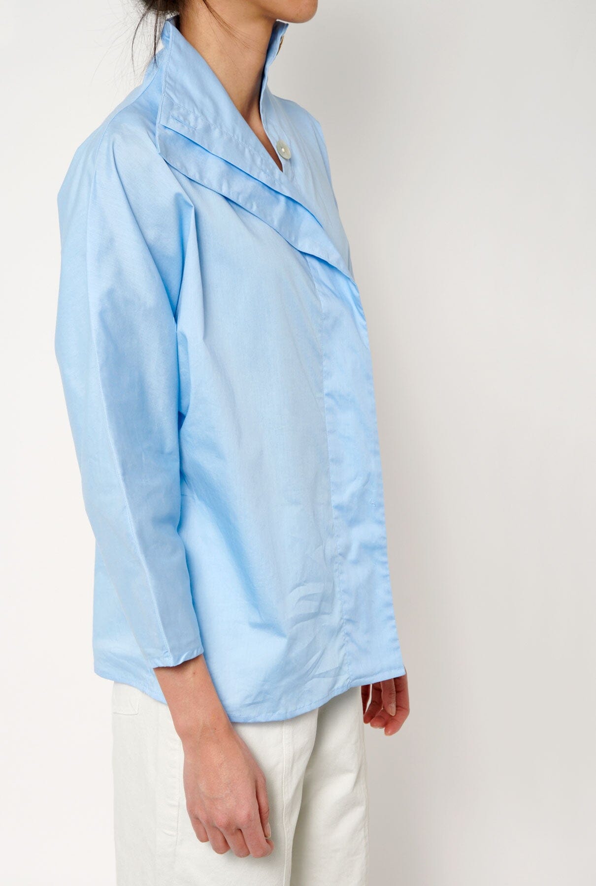 Camisa cierre lateral azul
