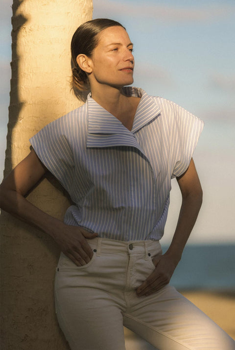 CAMISA LATERAL MANGA CORTA RAYAS AZULES