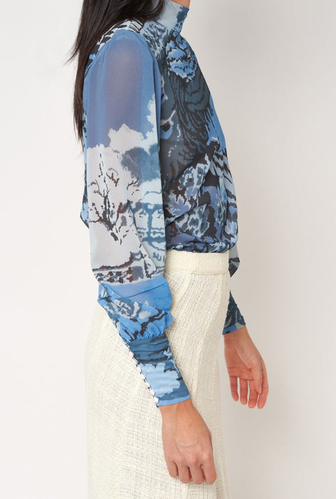 Casandra blue