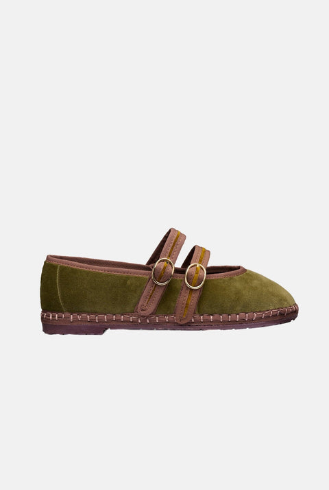 Claire Mustard