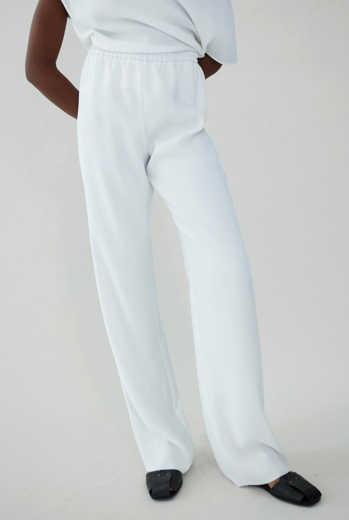 Elastic waist pants