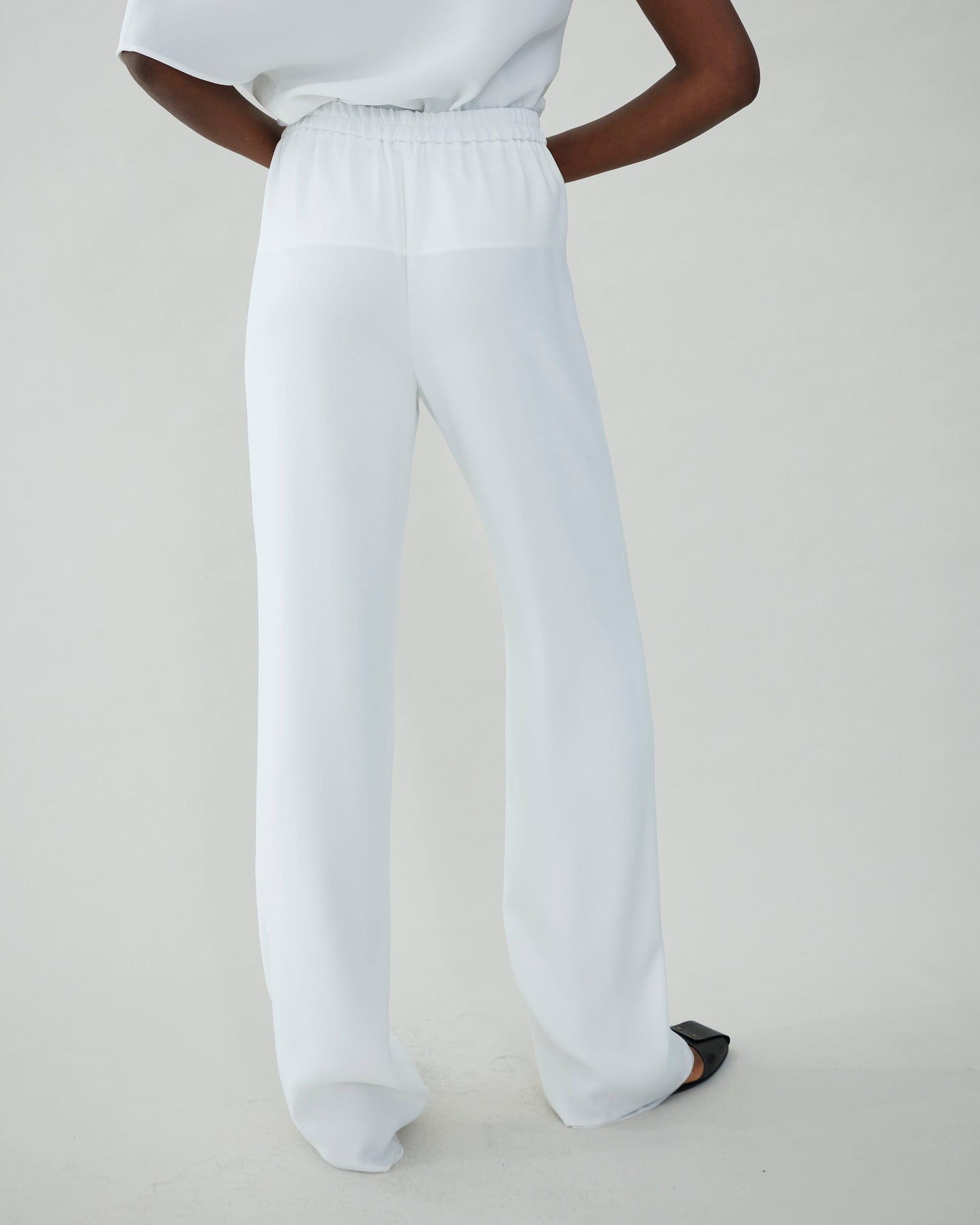 Elastic waist pants