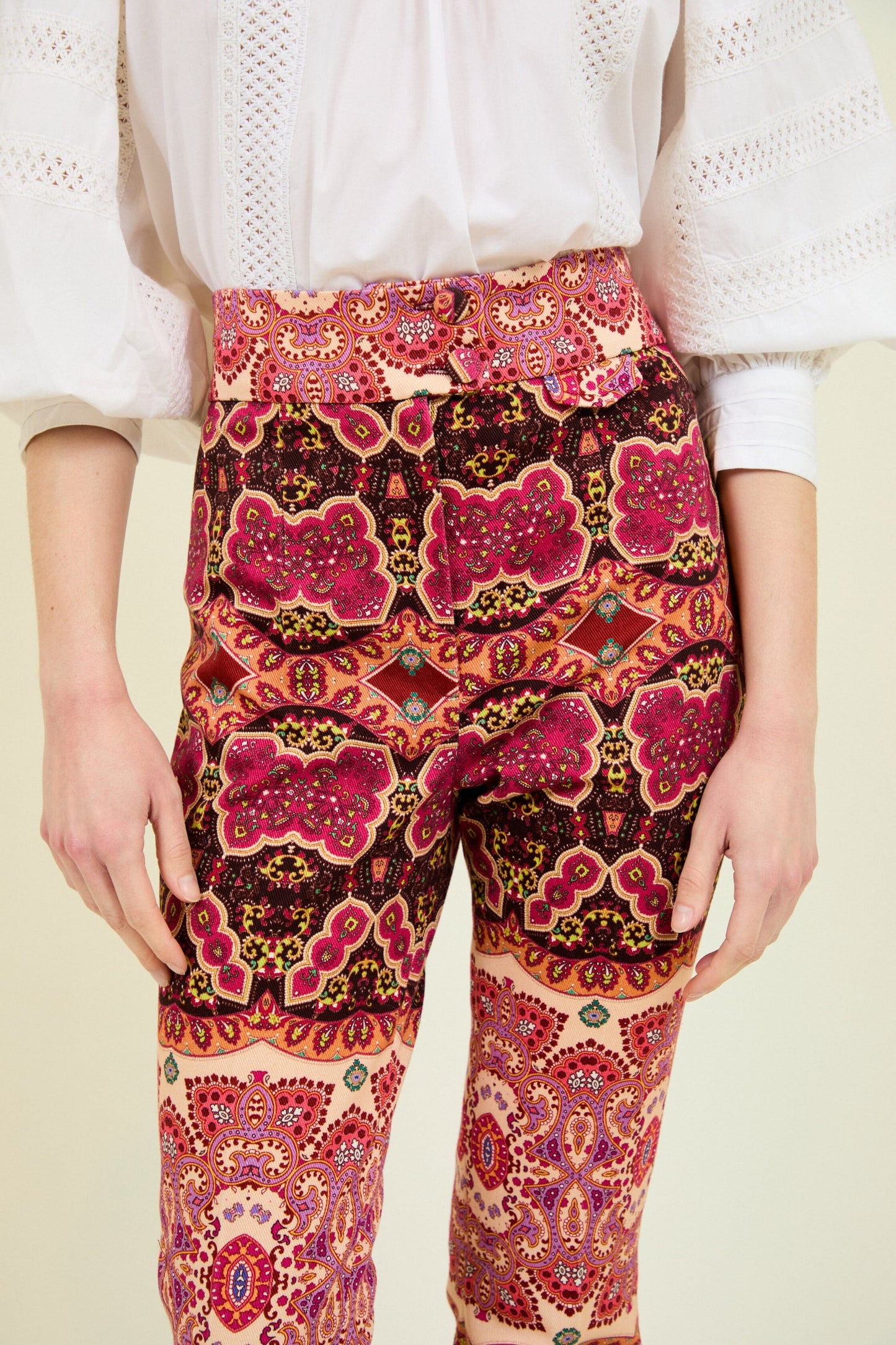 PANTALÓN BELLA