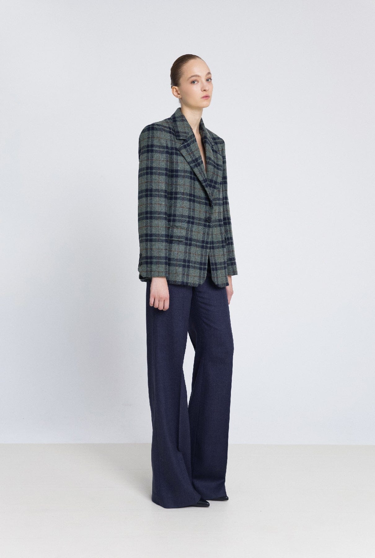 Pantalón flare lana azul