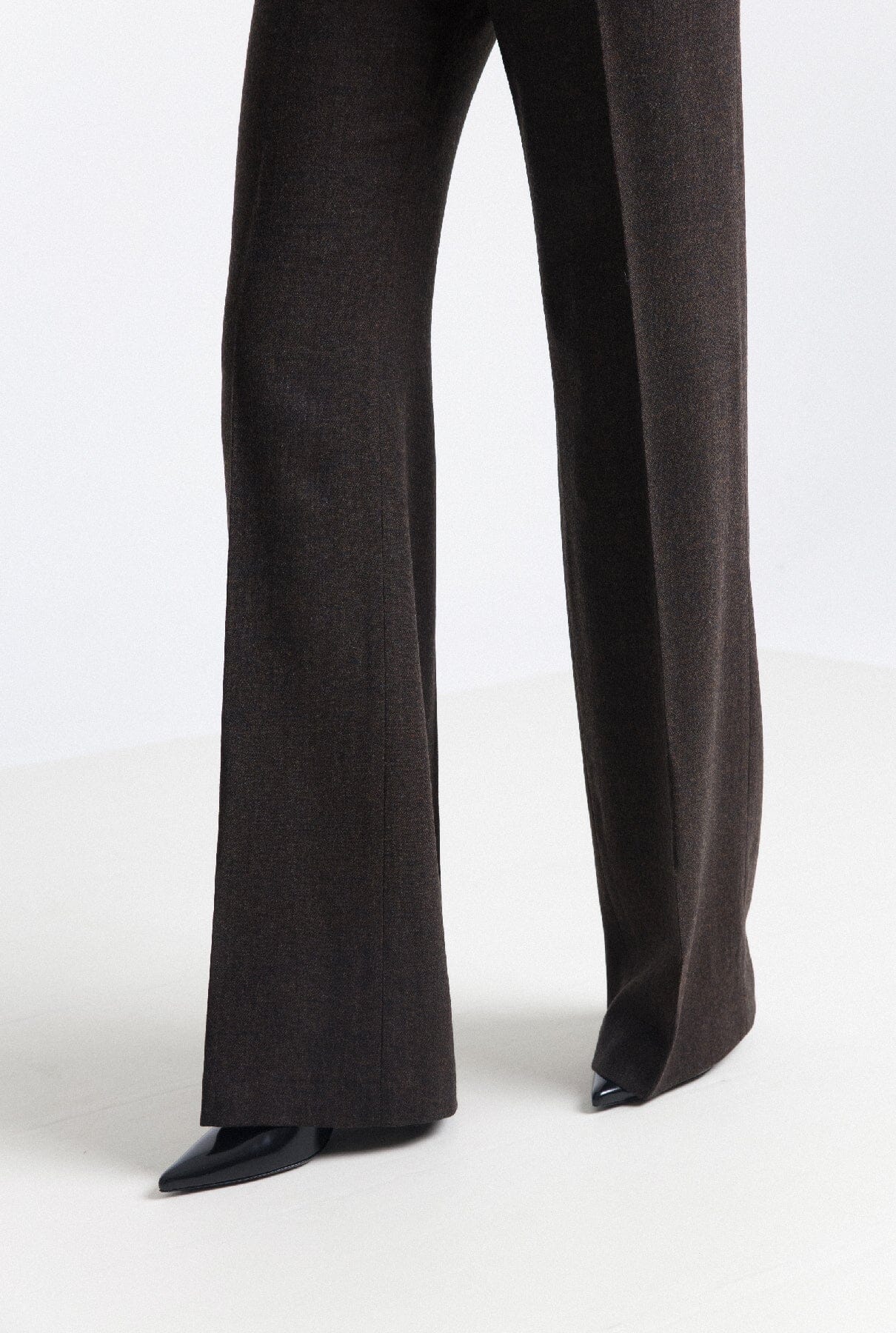 Pantalón flare lana marrón chocolate