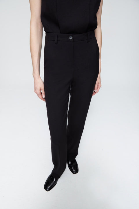 Pantalón recto de lana negro