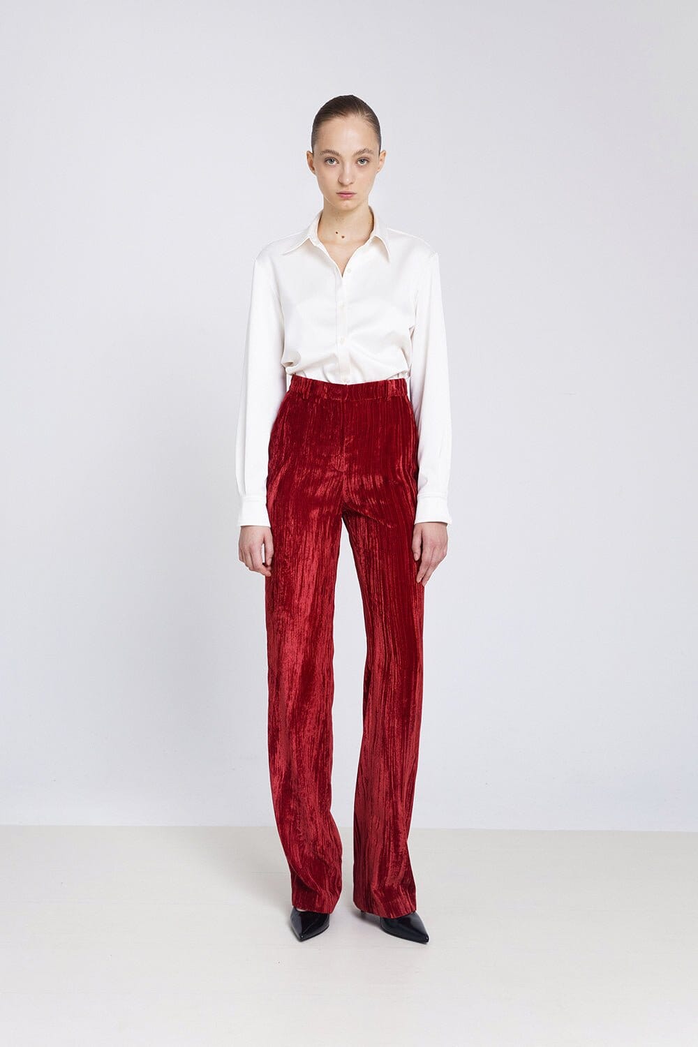 Pantalón recto terciopelo caldero