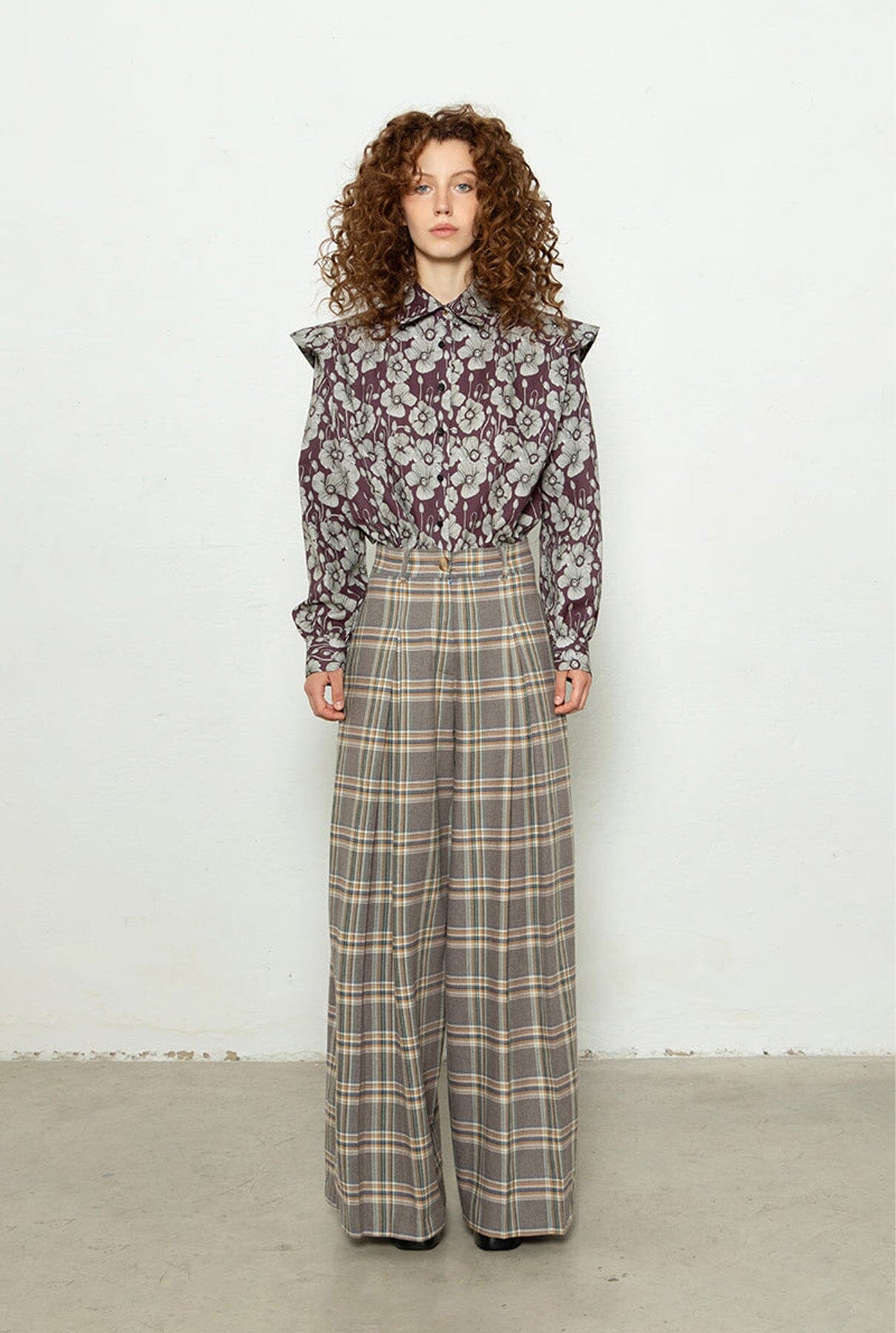 Pantalón Rosa Cuadros Gris