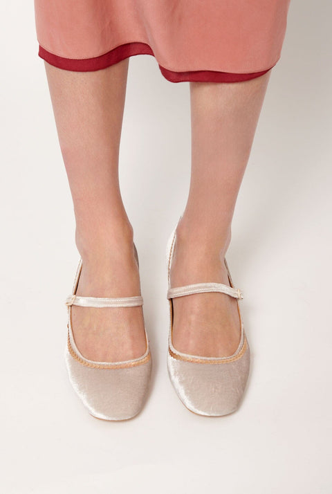 Suzanne 5 Talco