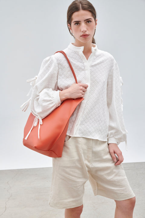 The ELENA Bag. Piel vacuno color CORAL