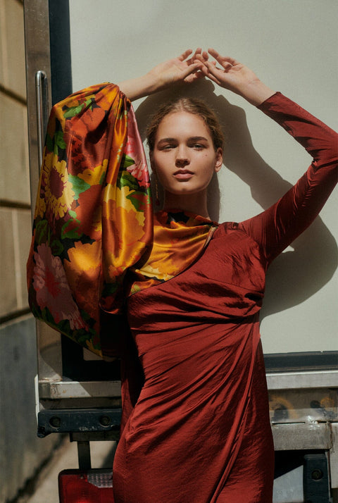 Vestido Oliva Asimetrico Marron